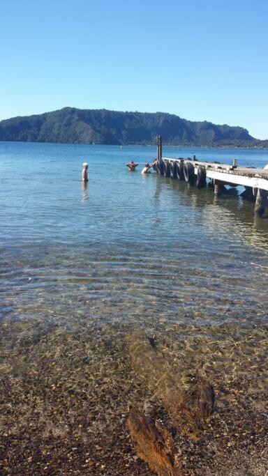 Lake Rotoiti Lakehouse Retreat روتوروا المظهر الخارجي الصورة