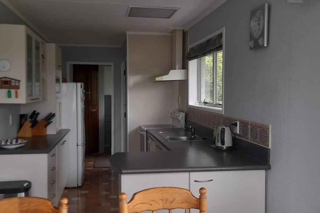 Lake Rotoiti Lakehouse Retreat روتوروا المظهر الخارجي الصورة