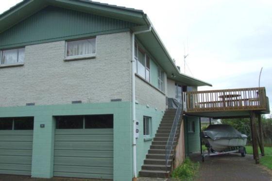 Lake Rotoiti Lakehouse Retreat روتوروا المظهر الخارجي الصورة