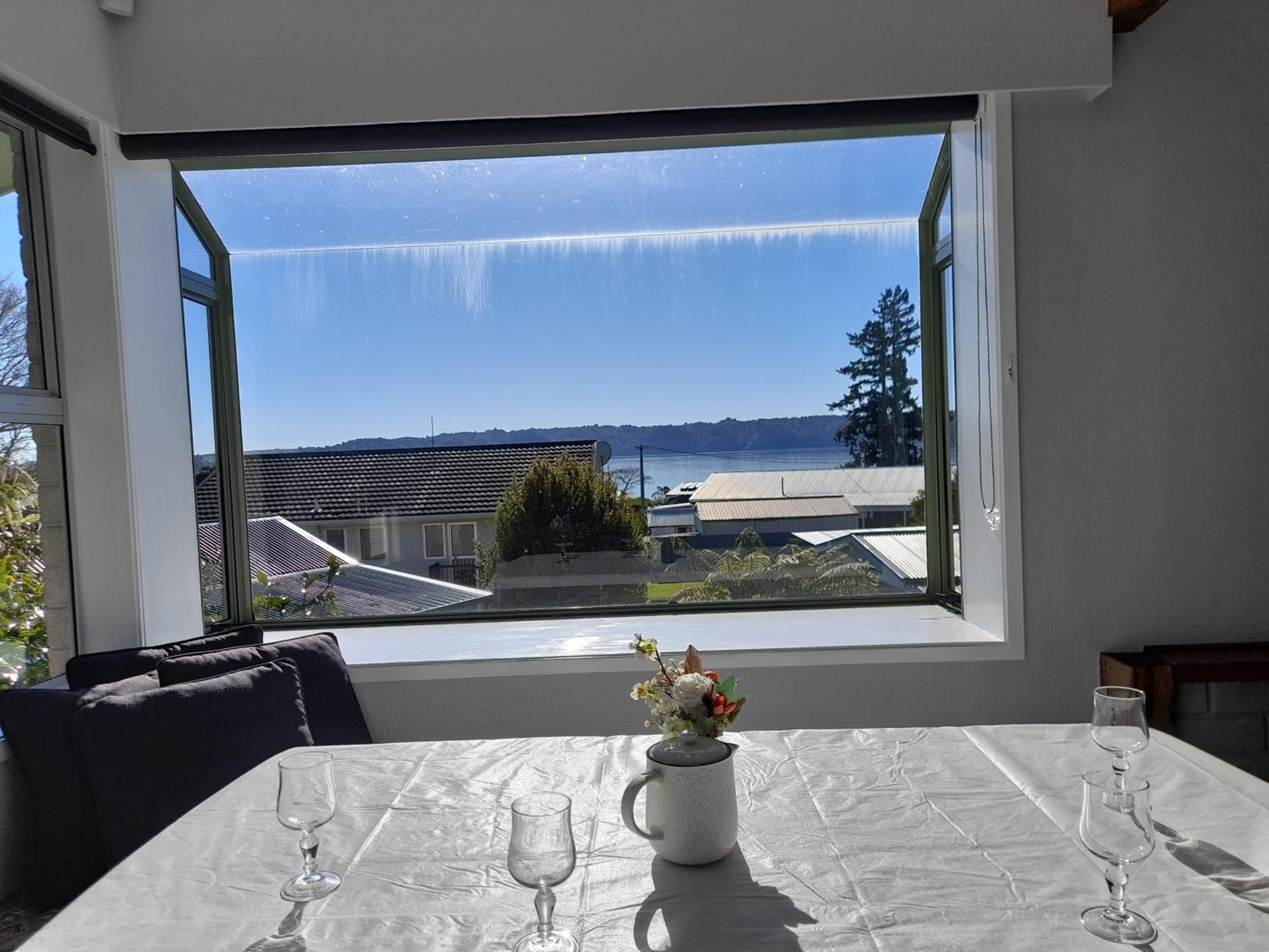 Lake Rotoiti Lakehouse Retreat روتوروا المظهر الخارجي الصورة